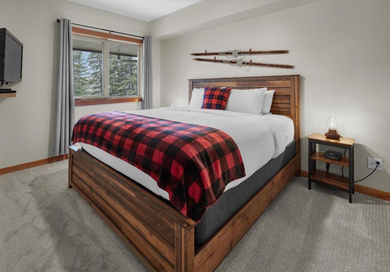 Newly Renovated Grizzly Lodge, Spacious 3Br 2Ba With Open Pool, Hot Tub Canmore Dış mekan fotoğraf
